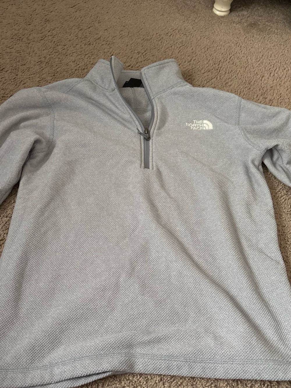 The North Face Men’s Light Gray Quarter-Zip Sweater (Men’s / Women’s)